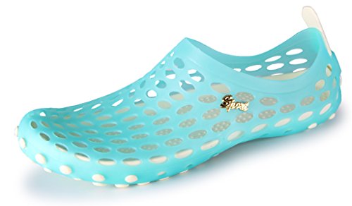 clapzovr water shoes