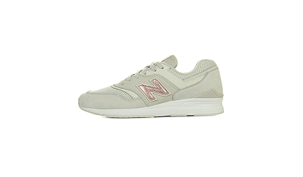 New Balance 697\
