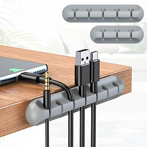 3本入れ ケーブルホルダー ケーブルクリップ ケーブル 収納 Usbデータケーブル コード 充電ケーブル ヘッドフォンケーブルの整理に適し 片づけ 3m両面テープ デスク 壁面収納 優れるシリコン 落下防止 オフィス 家庭 車内など収納用 グレー 3 5 7穴