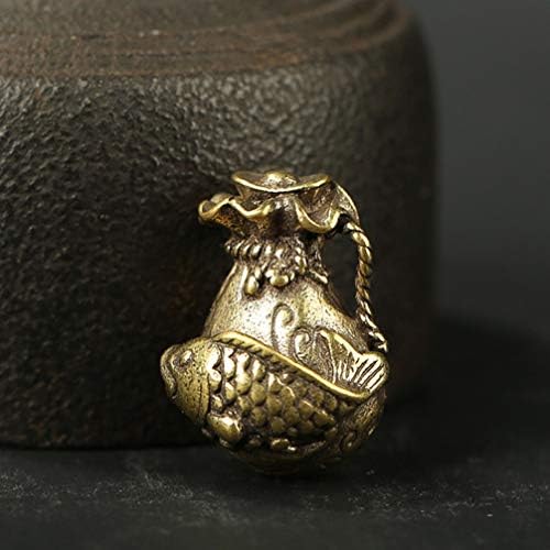 BESPORTBLE 2pcs Vintage Brass Fortunate Bag Key Chain Gold Fortunate Luggage Longevity Decorations Pendant for Chinese language New Yr Well being