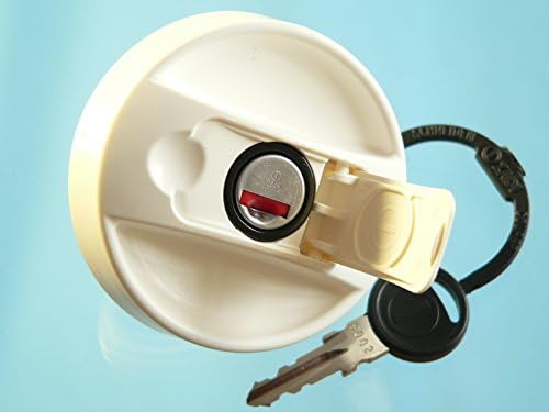 Turner leisure Fresh water inlet locakable cap with key hole protection. Supplied with two keys suitable for most fresh water inlets on motorhomes caravans and boats.