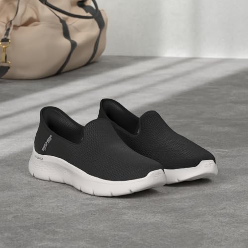 Skechers Baskets Ă Enfiler pour Femme Go Walk Flex-Relish, Noir/Blanc, 35 EU Large