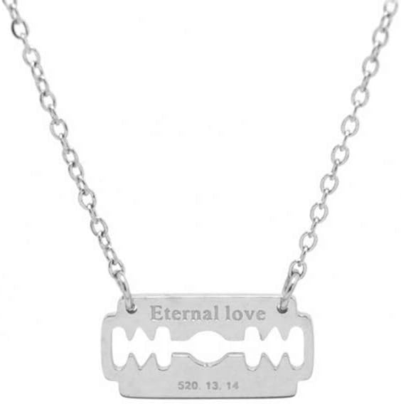 AOCHEE Stainless Steel Razor Blade Pendant Charm Necklace 3 Colors Engraved Unisex Jewelry 18"