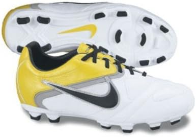 nike ctr360 junior