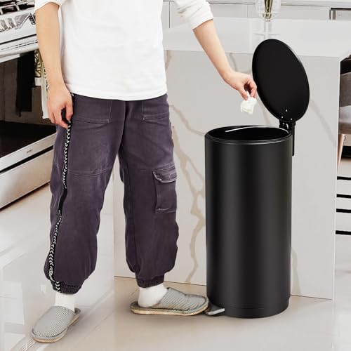 30L Round Kitchen Trash Can, 8 Gallon Compact Rubbish Bin with Soft-Close Lid and Foot Pedal, Stainless Steel Waste Container with Removable Inner Bucket for Bathroom, Living Room, White