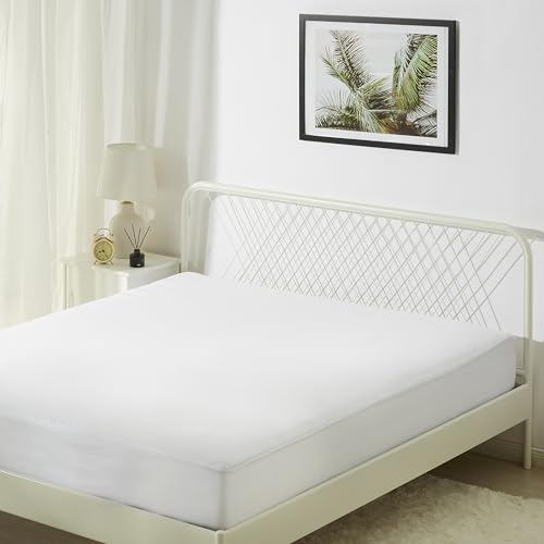 Amazon Basics Waterproof Mattress Protector