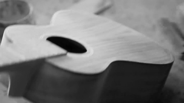 6 Hricane+4+String+Ukulele+Sapele+FBA_UK