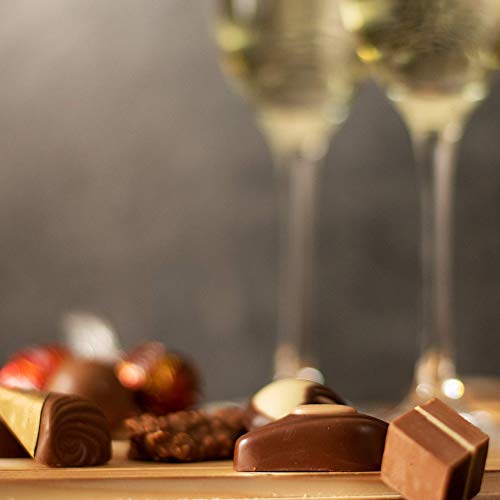 Geschenkset Nizza | Geschenkkorb gefüllt mit Sekt Brut Chardonnay, Lindt Pralinen & Holzkiste | Schokoladen Präsentkorb… – Bild 8