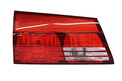 Genuine Toyota (81680-AE010) Backup Lamp Assembly