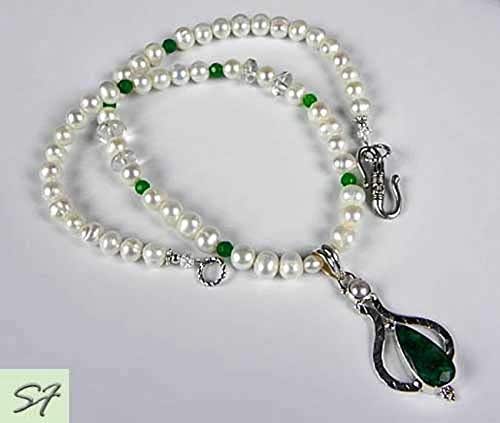 Amazon.com: Emerald Pearl Jewelry Silver Pendant with freshwater pearls
