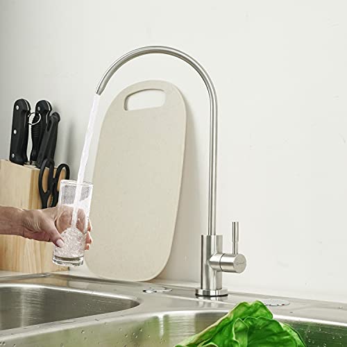 SOLVEX Grifo de Filtro Purificador de Agua Potable, Llave de Filtro de Agua para Cocina, Grifo de filtro, Grifo Giratorio de Acero Inoxidable de 360 ​​Grados, Acabado Níquel Cepillado, SP-10016