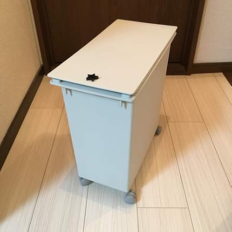 Amazon Co Jp 無印良品 ポリプロピレンごみ箱 角型 袋止め付 大 約１１ｌ 約幅１５ ５ 奥行３０ 高３１ｃｍ 日本製 ホーム キッチン