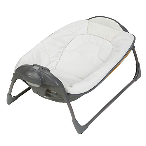 4 Graco+Portable+Napper+Changer+Merrick