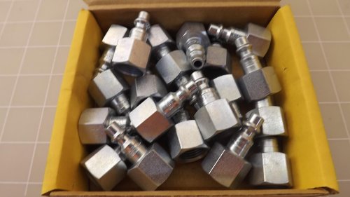 Lot of (20) H3C-E Female Adapters, 1/4-3/8 NPT T23545