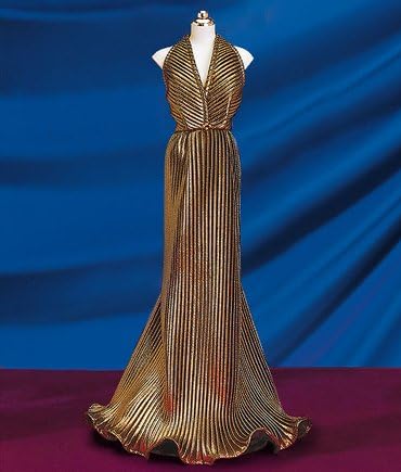 Marilyn MonroeTM Vinyl Portrait Doll Ensemble - Gold Lamé