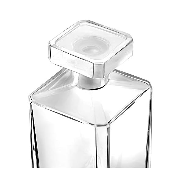 Maverton Whiskey Karaffe + 2/4 / 6er Whiskygläser Set mit Gravur - 700ml Whisky Dekanter - Geschenk zum Hochzeitstag für Paar - Buchstabe – Bild 4
