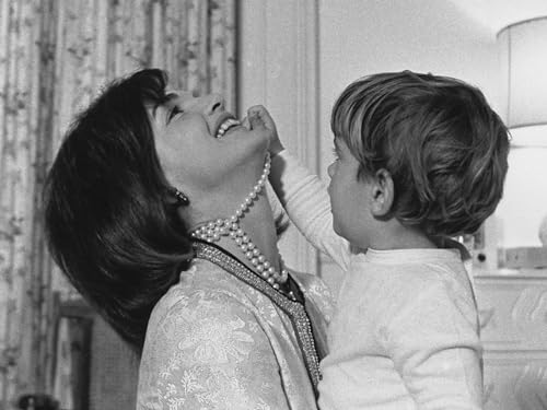 ART.COM Wall Photo Jackie Kennedy Laughs as Her Son John Jr, Plays with Her Pea…