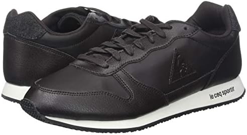 gucci stripe leather sneaker on feet