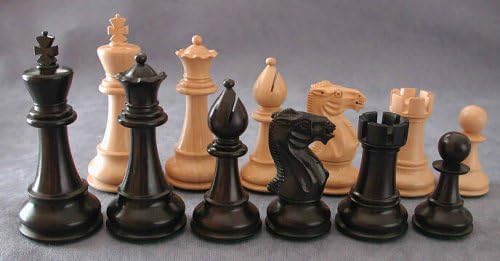 House of Staunton Classic 4.0" Chess Set - Red & Natural Lacquer