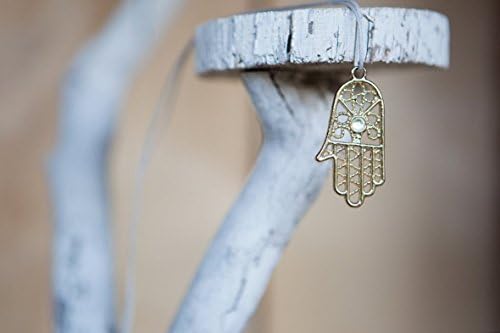 Gold Hamsa pendant necklace, Gold pendant necklace, Simple wire necklace, delicate Pendant necklace, thread necklace, Hamsa pendant necklace
