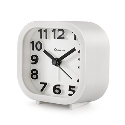 Chelvee Alarm Clock, 2¡± Quartz Analog Travel Alarm Clock with Night