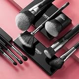 KIKO Milano Face 05 Round Foundation Brush Synthetic Fibers Liquid Mousse view 3