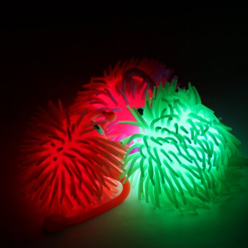 Flashing Panda Multi-Color LED Flashing Puffer Yo-Yo Mouse, Assorted Colors, 1 Mouse - Thumbnail 5