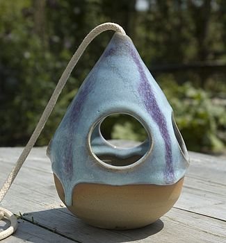 Hand Thrown Squirrel Proof Bird Feeder Amazon Co Uk Kitchen Home