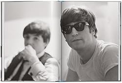Harry Benson. The Beatles