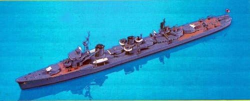 Skywave 1/700 WWII IJN Destroyer Hatsuharu Class Hatsushimo Model Kit