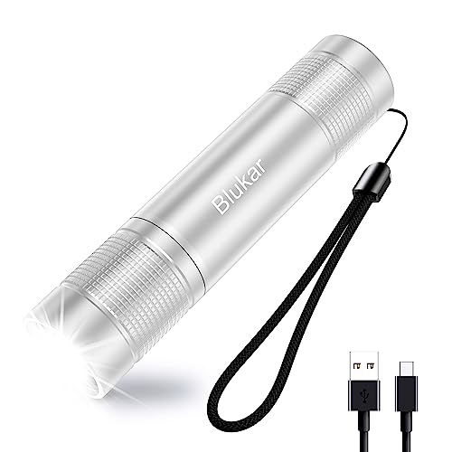 Blukar Lampe Torche LED Rechargeable, Lampe de Poche LED Ultra Puissante Lampe Tactique, 4 Modes d'éclairage, Zoomable pour Enfant Cadeau/Camping/Randonnée/Urgence/Coupure de Courant-Argent