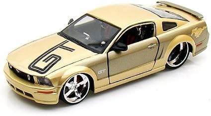 2006 Ford Mustang Gt 124 Gold