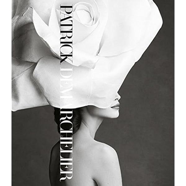 CR Fashion Book #9 (Fall/Winter, 2016) Rihanna Cover: Carine CR Fashion Book #9 (Fall/Winter, 2016) Rihanna Cover: Carine