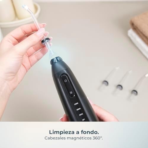 Irrigador Oral Portátil ToothCare 6000 Jet Liberty. Irrigador Dentário, autonomia de 30 dias, depósito de 180ml, pressão ajustável 30-80 PSI, cabeças magnéticas, frequência cardíaca 1500 vezes/min, IPX7
