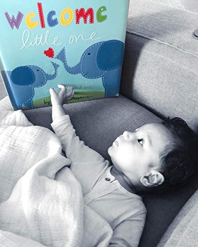 Welcome Little One: The Perfect Baby Shower and Newborn Gift! (Welcome Little One Baby Gift Collection) Welcome Little One: The Perfect Baby Shower and Newborn Gift! (Welcome Little One Baby Gift Collection) Board book Hardcover Audio CD