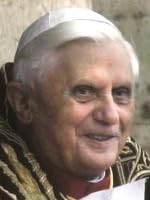 Pope Benedict XVI: His Life and Mission [ハードカバー]