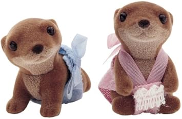 sylvanian families splashy otter family