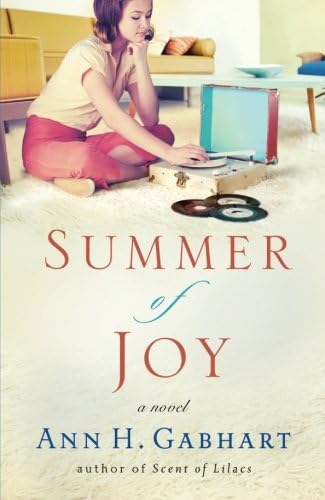Summer of Joy (The Heart of Hollyhill, Book 3)