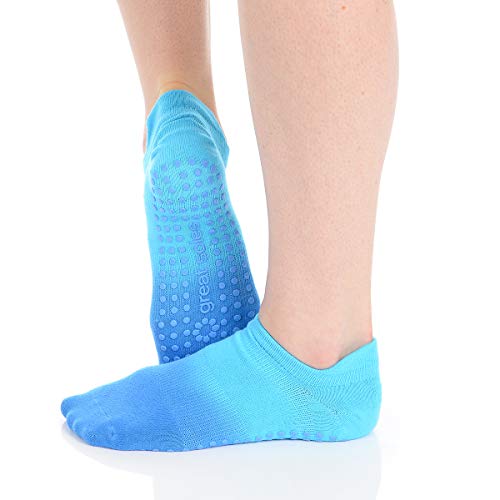 Great Soles Women's Ombre Dyed Grip Socks for Yoga, Pilates, and Barre Caribbean Blue SM 6-10