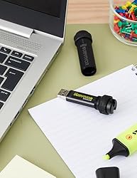 Corsair Flash Survivor Stealth 32GB USB 3.0 Flash