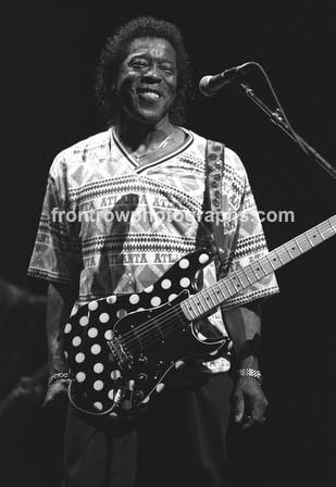Photographs - Buddy Guy - 8x10 BW Photograph