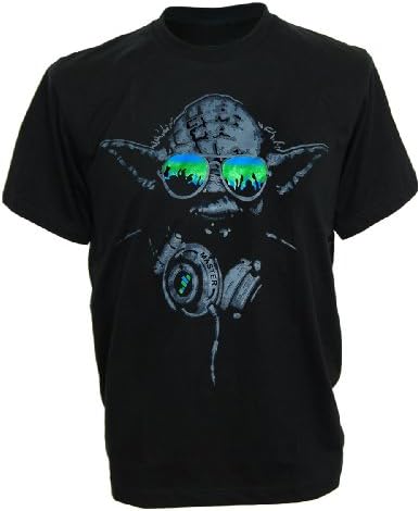 SODAtees DJ Yoda @ turntables Club Men's T-Shirt headphones Star Wars Music Green Shades