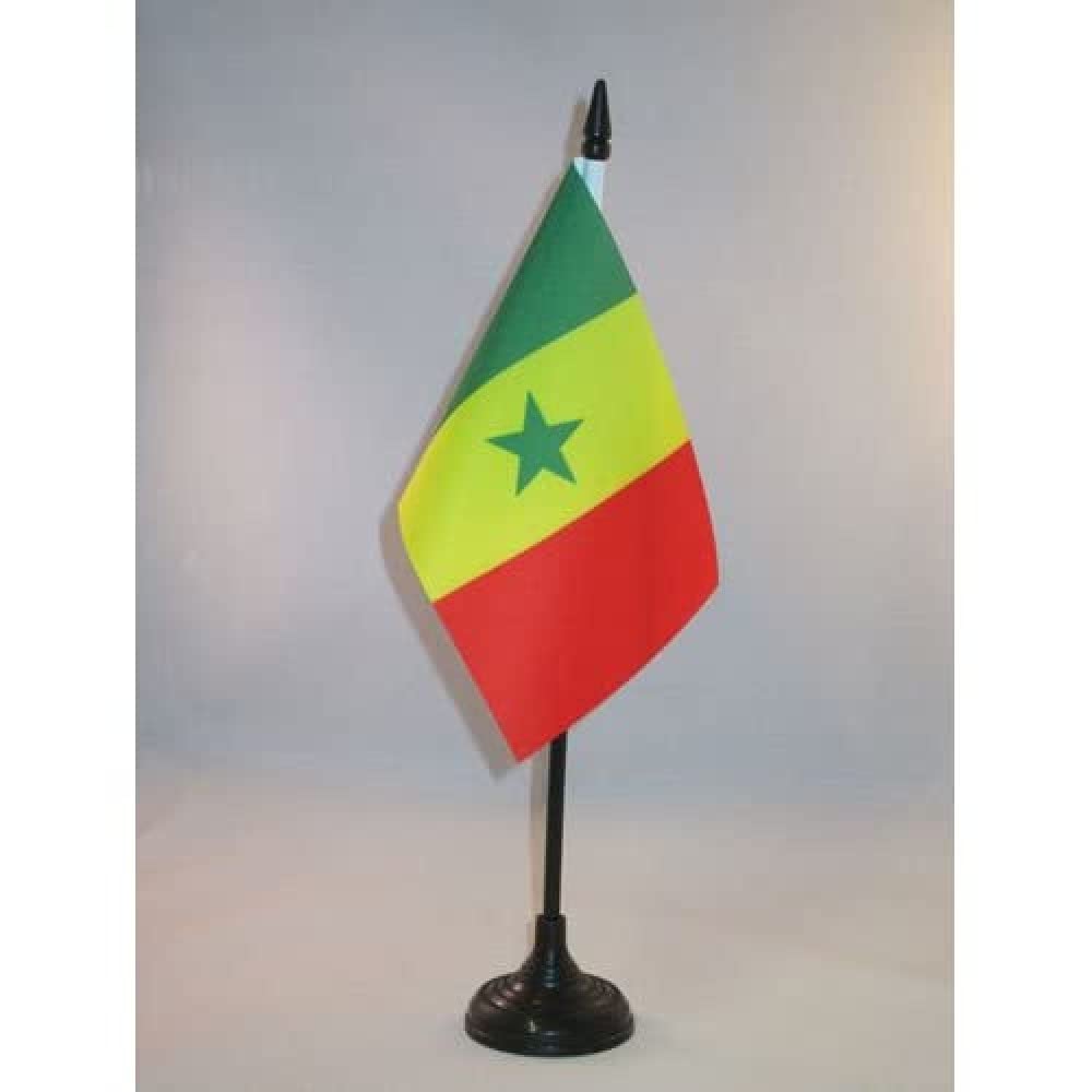 AZ FLAG - Senegal Table Flag 4'' x 6'' - Senegalese Office Mini Banner 100% Polyester 15 x 10 cm - Mini Desk Flag with 10'' Pole and Black Plastic Base — image 1