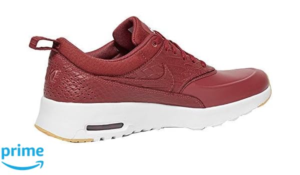 thea nike red