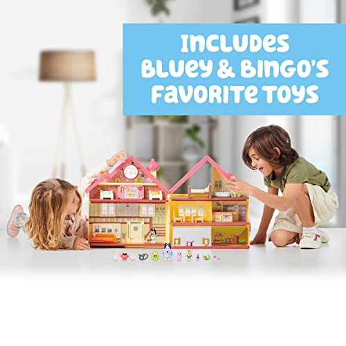 Bluey Ultimate Lights & Sounds Playhouse & Toy Box, 2.53 inch Figures