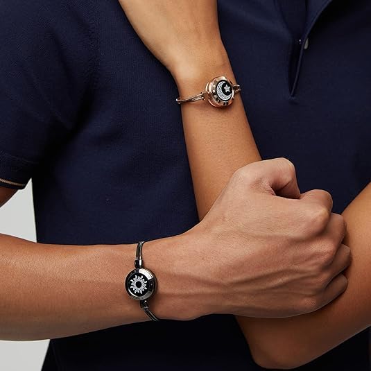 TOTWOO Touch Bracelets for Couples, Vibration & Light up for Love Couples Long Distance Relationship Gifts for Girlfriend Bluetooth Pairing Jewelry