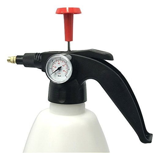 EasyGo Spray Bottle 1 Liter (34 Ounces) Hand Pump Pressure Sprayer W/Pressure Gauge – Mister Setting - Great for Gardening, Fertilizing, Cleaning & General Use Spraying Water - Chemicals - Pesticides
