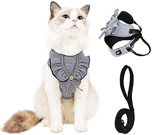 Cat Harness and Leash for Walking Escape Proof Adjustable Cat Leash and Harness Set Lightweight Kitten Harness Puppy Harness Cat Walking Jacket Outdoor Pet Safety Vest Reflective Breathable(M)