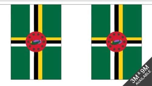 Flagmania® Dominica National Bunting 9 metres long, 30 flags + 59mm Button Badge