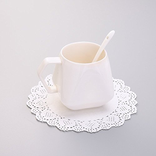 VIPITH 72 Pieces White Round Lace Paper Doilies Cake Packaging Paper Pad for Party or Wedding Tablewear Decoration, 6.5 Inch, 8.5 Inch, 10.5 Inch - Thumbnail 7